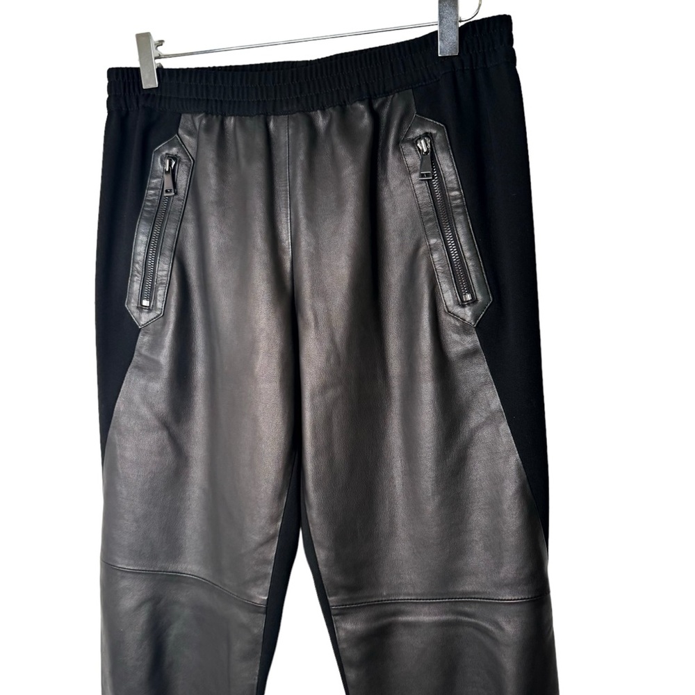 Vince Black Genuine Leather Crepe Mixed Media Jogger Pants
Trousers Small - Picture 4 of 8